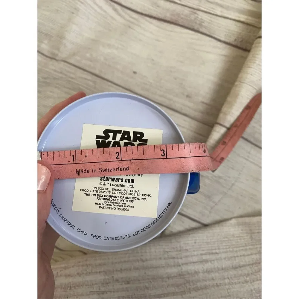 Star wars R2D2 7.5” coin bank with removable top